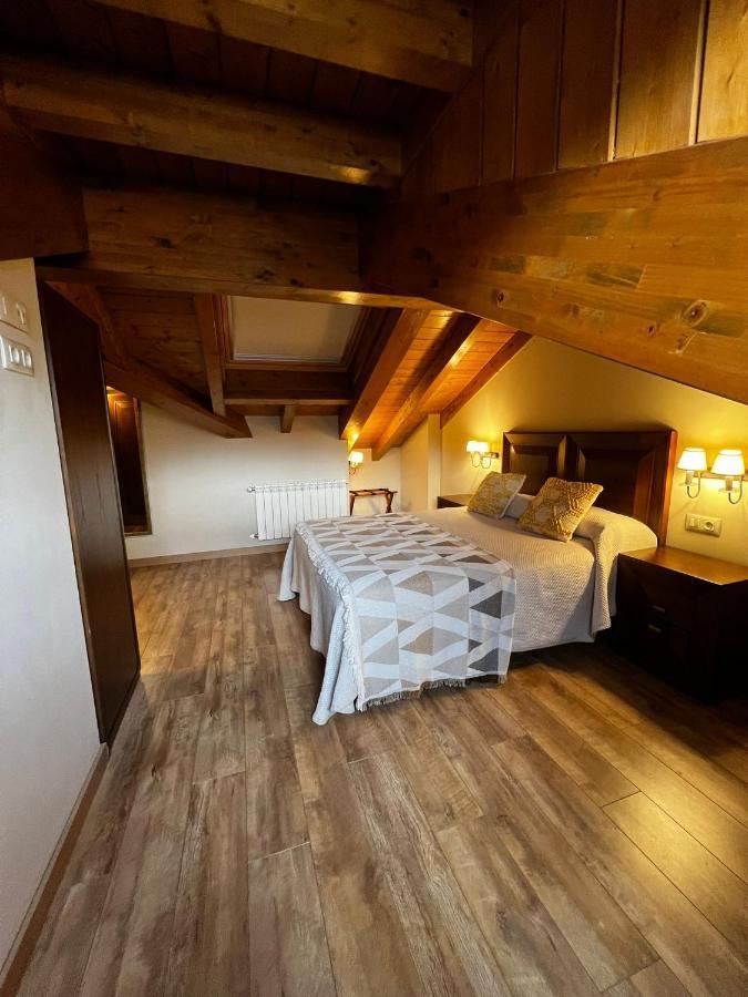 Apartamentos Los Molinos Llanes Esterno foto